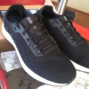 Under Armour Shoes - HOVR SONIC 2 - NWT